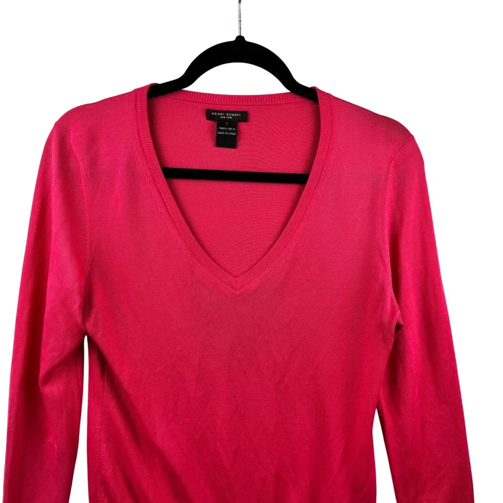 Henri Bendel V-Neck Sweater Womens Large Red Pink 100% Silk Fine Knit Luxury
